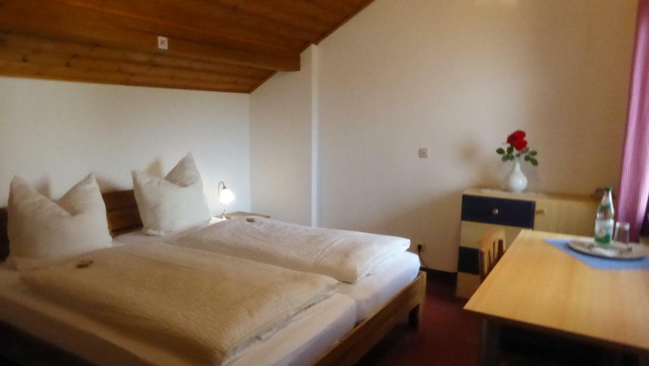 Haus Rosmarin Hotell Schrobenhausen Exteriör bild